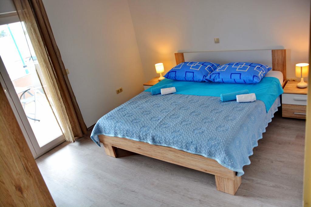 Apartments Clara นิน ภายนอก รูปภาพ