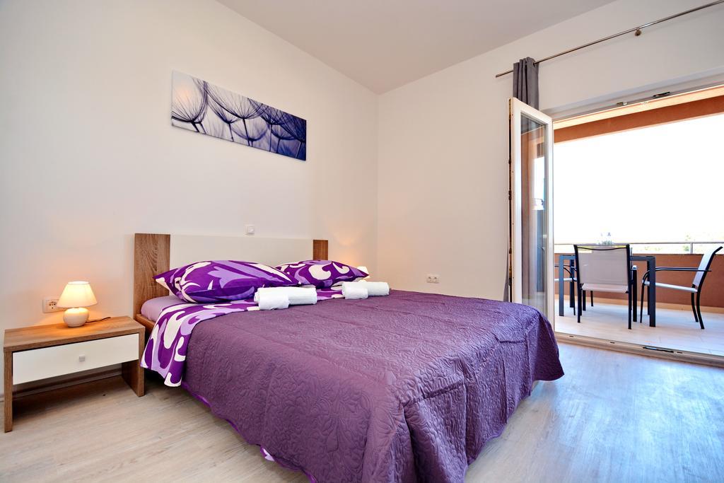 Apartments Clara นิน ภายนอก รูปภาพ