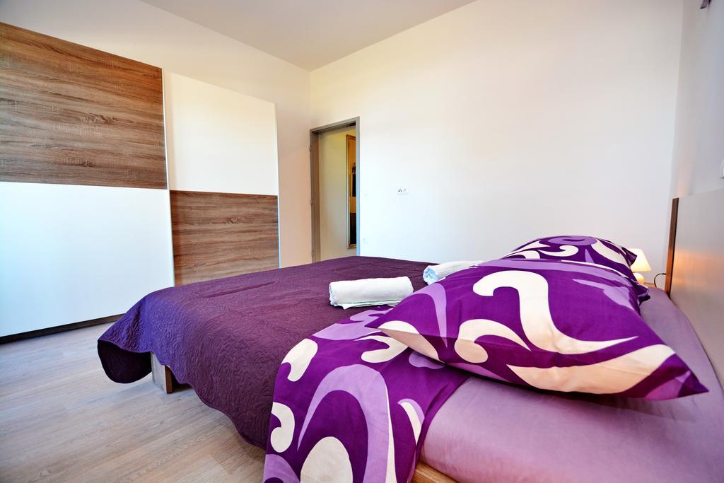 Apartments Clara นิน ภายนอก รูปภาพ