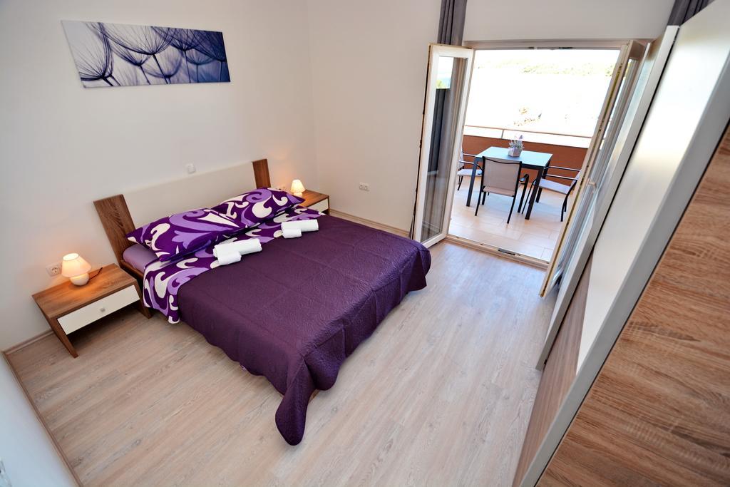 Apartments Clara นิน ภายนอก รูปภาพ